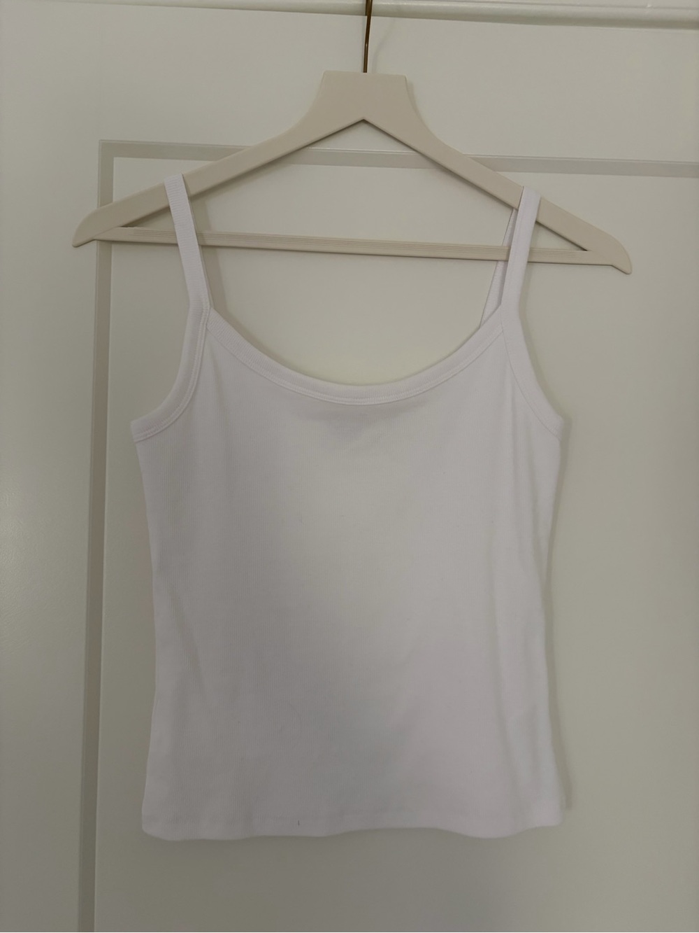 Aritzia HomeStretch Rib Spectrum Cami Tank White Size M